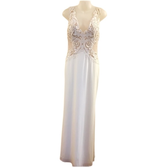 Mignon Dresses & Skirts - Mignon Sexy Lace White Nude Formal Dress